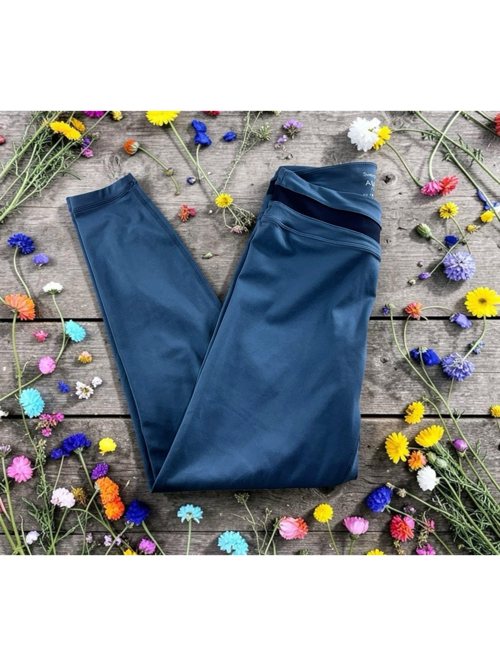 Sweaty Betty All Day 7/8 Blue Athletic Leggings Sz M High-Rise Wrap Waist Soft